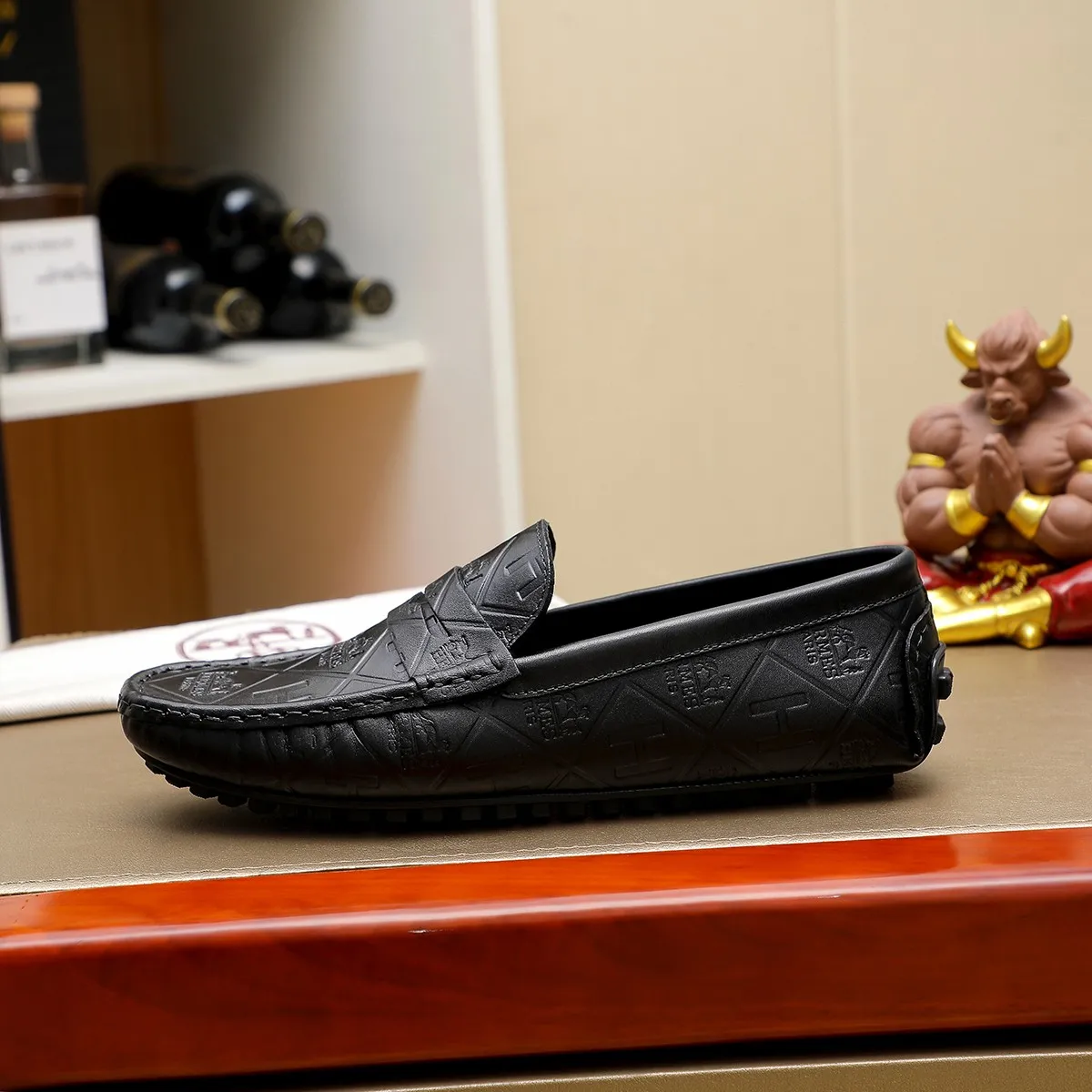 Men's shoes 💰380 🕷🕷【HERMES】The same style as Hermès counters🇨🇳Classic slip-on shoes 1:1 mold opening💯Original quality🍓Using imported first-layer cowhide🍅Pigskin lining🌶🌶Super high-end men's leather shoes🇨🇳Solid and stable Very special🍇color, optional! Code number 38-45……